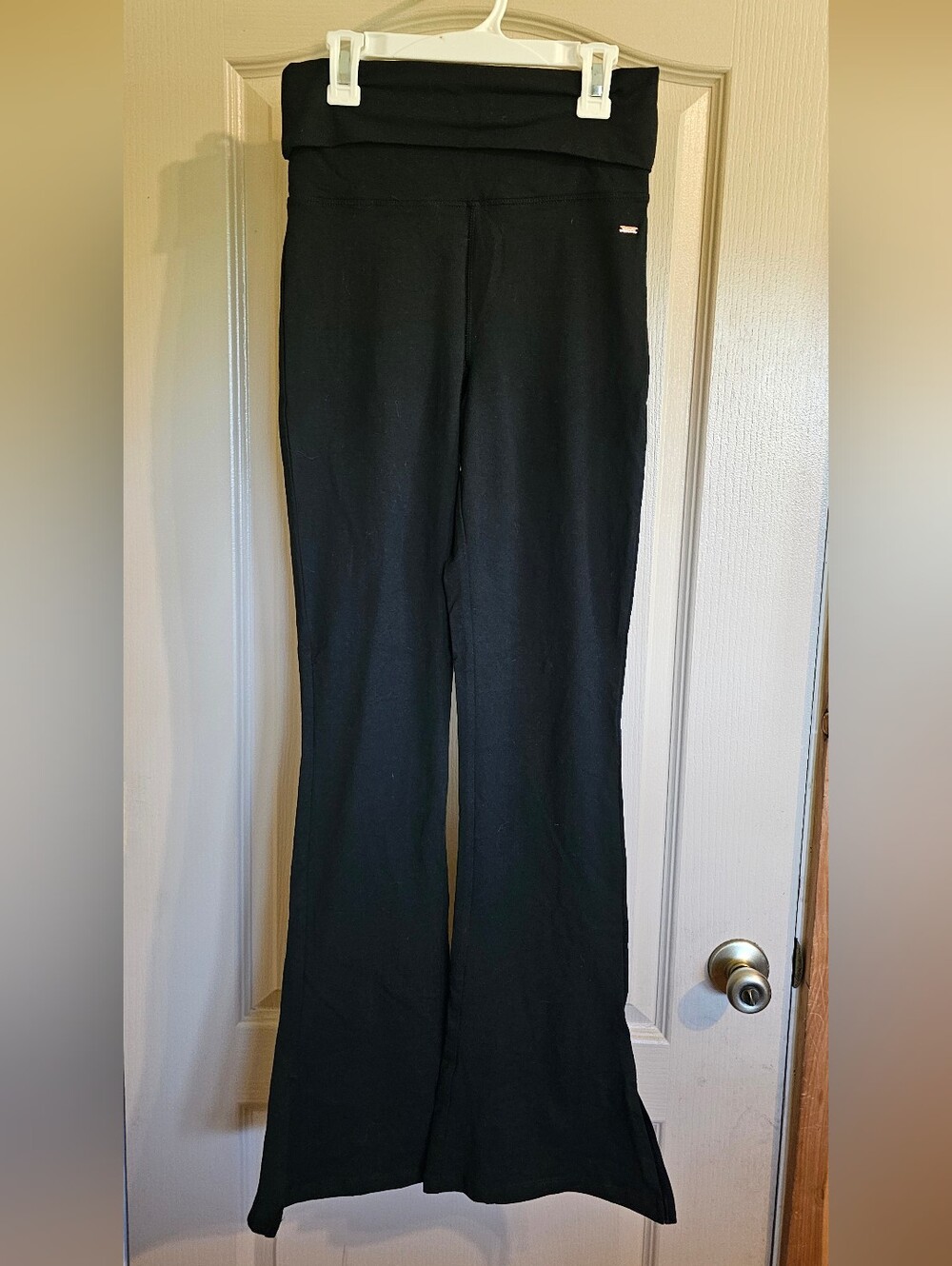 Victoria's Secret PINK Black Flare Leggings With Slit Small